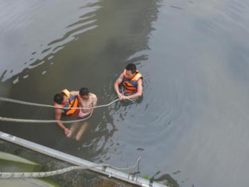 ����Ϊ���ũҩ����������Ů�Ѵ�120����ȥ��ͼ��