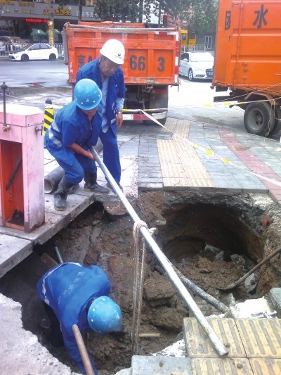 ����ˮ�ܱ���·�������¹���ͼ����ͣˮ3Сʱ