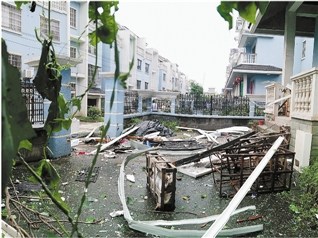 老太太早起点火做饭厨房突爆炸被严重烧伤(图)