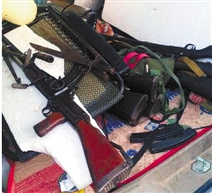 巡防扣押三四十把枪数万发子弹查明系道具(图)