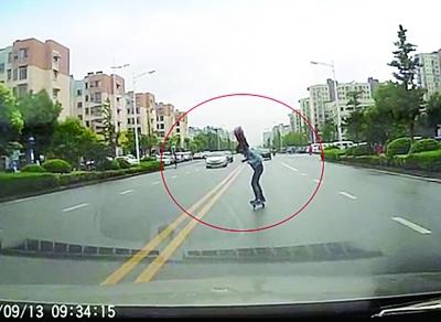 Ů���滬�������г���¼������ȫ���̣�ͼ��