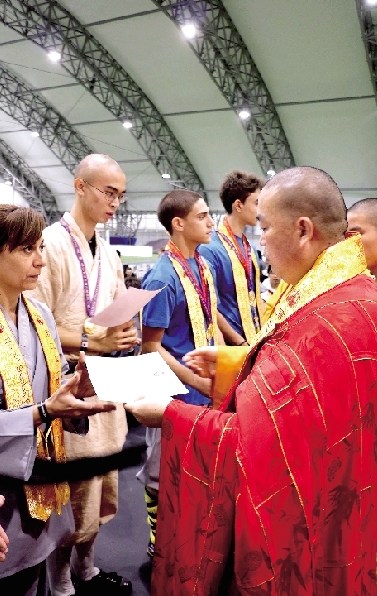 �����Ż�Ӧ������Ʊ�����ɣ�һֱ�������οͽ���