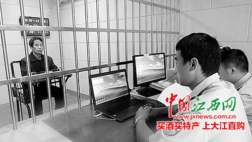 江西砍杀小学生嫌犯逃亡经历:藏身山林偷白薯充饥
