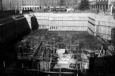 �廪���й���̮��10��4�˹��ѰǸֽ�ȳ�4��