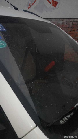 北京迎来今冬第二场雪零星雪花落城区