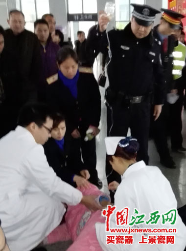 Ů����ҳ��߲����ε���վ�������������ҽ