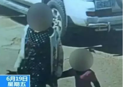 ��������4����Ů����4���º��һ��Ѳ���ʶ��ĸ