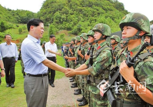 ����ʡ���º�������߾�ο��һ��ά�Ȳ��ӣ�ͼ��