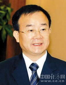 安徽省商务厅原厅长曹勇收受巨额贿赂被“双开”