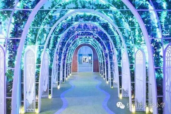 杭州一小学教学楼像城堡网友赞叹好梦幻(组图)