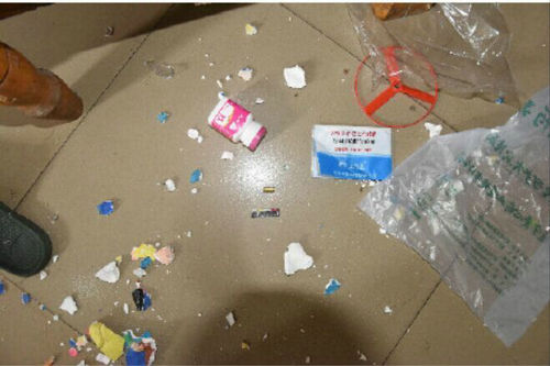 �������޳�����ǹ��в9��Ů����ĸ������У�ͼ��