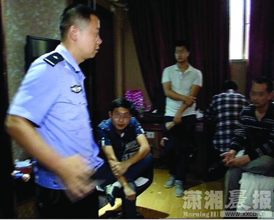 长沙查获职业考试舞弊团伙教考生用无线电器材