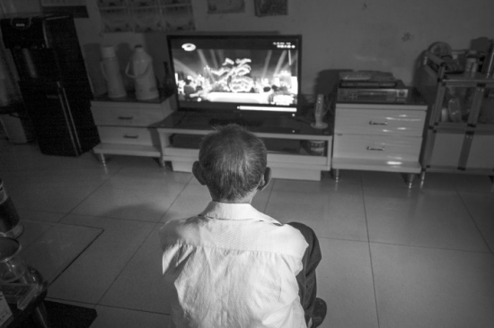 独居老人感觉太孤单免房租水电找陪聊租客(图)