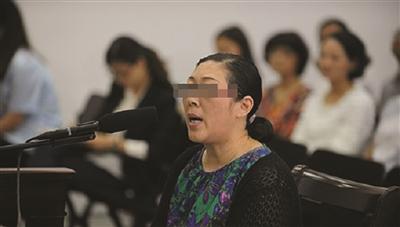 南京虐童案养母不承认施暴检方建议从宽处罚