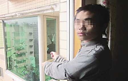 �߲�ס��������ҹͻ����ԭ��С͵��Ͷʯ��·��