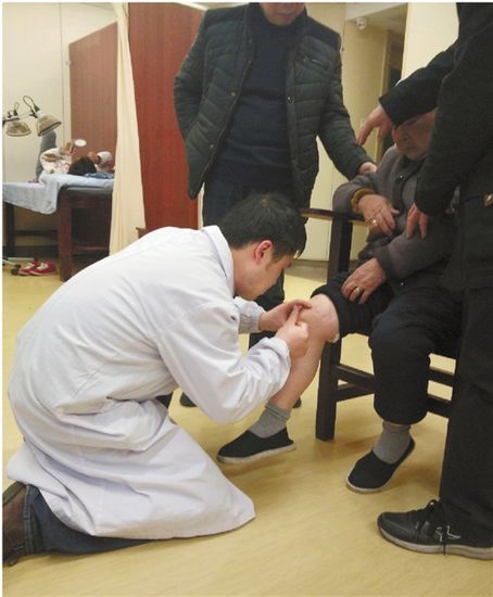 ���Ÿ��ȽŲ������˿��������Ƹ硱�ߺ죨ͼ��