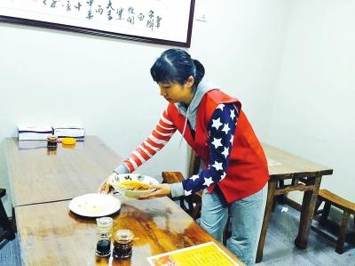 ����Ů�Ӿ��վ�������Ŷ�ȥ����ݳ�����Ǯ����