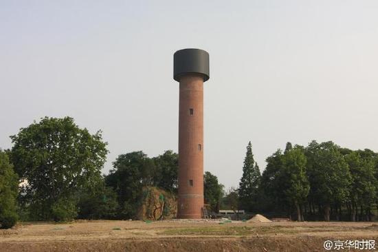 ��������һ��ˮ���硰���񵯡��������²ۣ�ͼ��