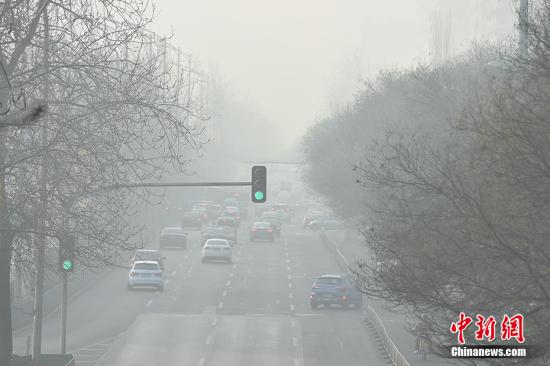 全国现大范围雾霾天气北京重污染橙色预警延至7日