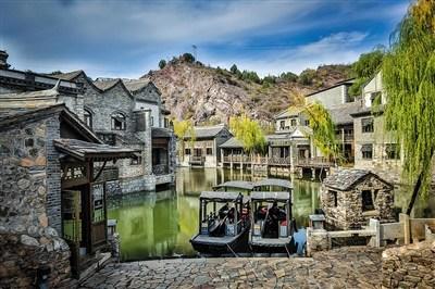 产业是特色小镇的“魂”国内缺乏专业运营管理团队