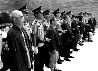 2016年北京抓获涉毒人员逾万名毒品约购方式转向网络