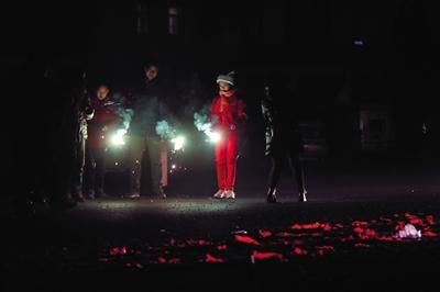 除夕PM2.5降五成北京市民对“禁放”持肯定态度