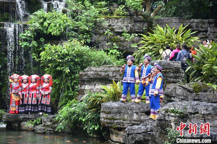 年轻山歌手从爱唱到专职唱千年山歌传承现新机