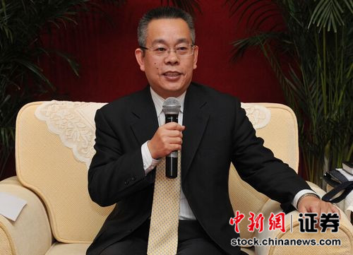 东航马须伦:建议加大“空闹”惩处力度和开放低空空域