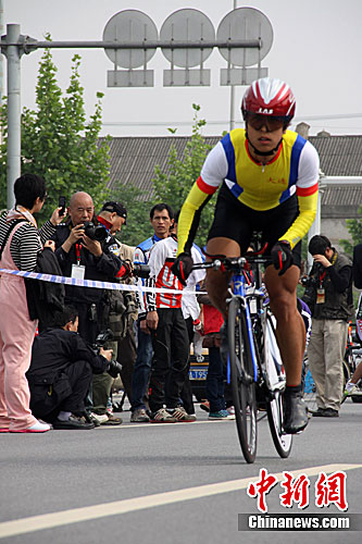 2011ȫ����·���г�����ɳվ����40������˼�ʱ����3��