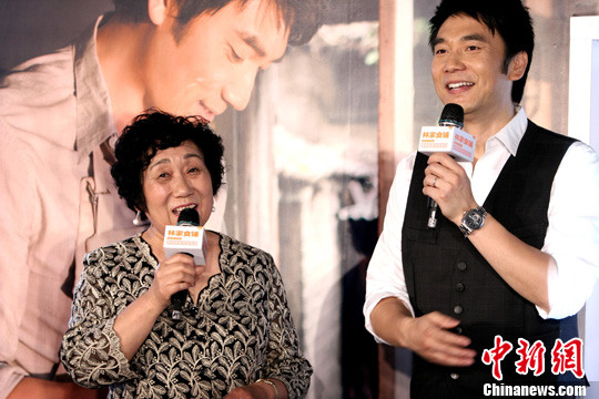 ������ĸ�׽�ǰ������ʳ�ס������ζ������2��