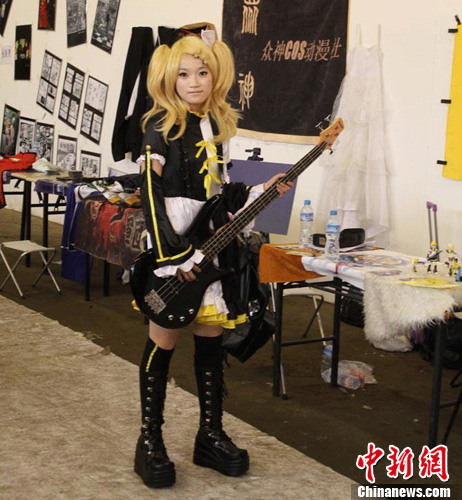 ���綯��COSPLAY�����������������ȱ�ƴ��3��