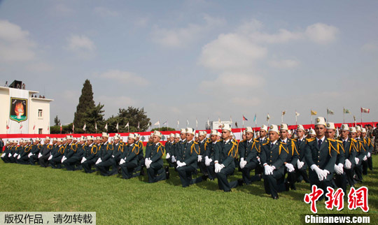 ����۾�У���б�ҵ������ף½���ڣ�3��