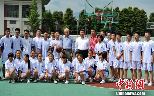 ϰ��ƽ��ݵǲι۶��������ɽ�߼���ѧ