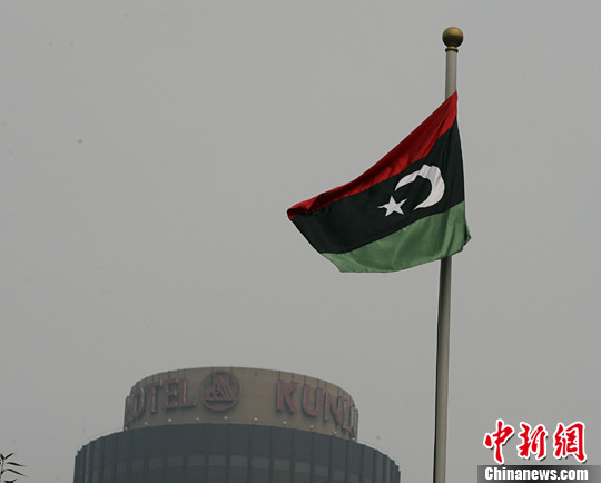 ������פ��ʹ�����𷴶��ɹ��죨2��