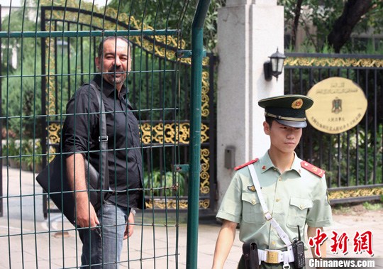 ������פ��ʹ�����𷴶��ɹ��죨3��