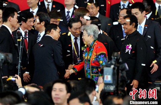 ����Ժԭ���������ǳ�ϯ�й�����ͶǢ��