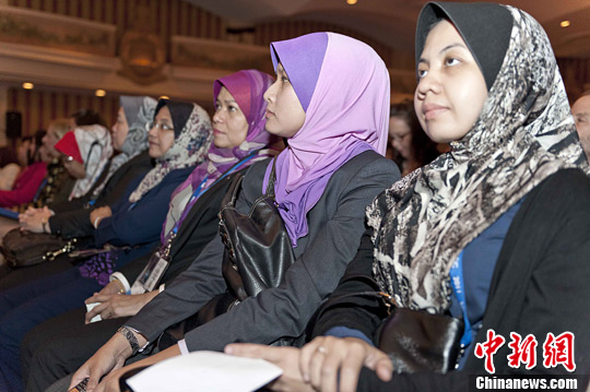 ��̫������֯�׶��ھɽ�ɽ���и�Ů�߾��÷��