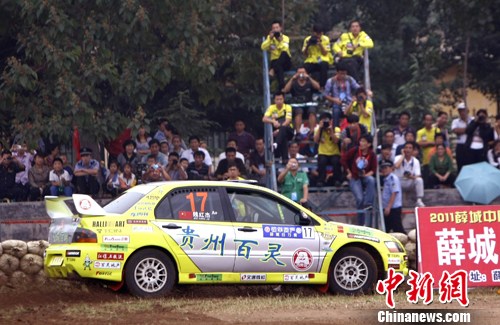 �й�������������������վ���У�2��