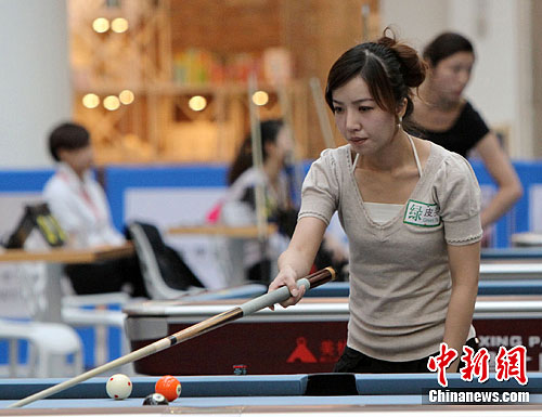 �۽�2011Ů�Ӿ����������ʸ����ϵ���Ů���֣�3��