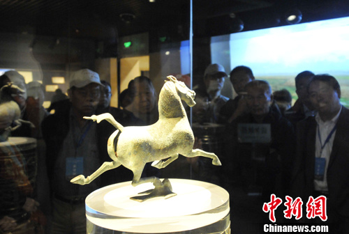 ���⻪��ý���������ηá�˿·�Ļ�����2��