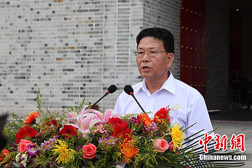 �ܹ��ݡ��л��顱�黭չ�ڹ㶫������Ļ��3��