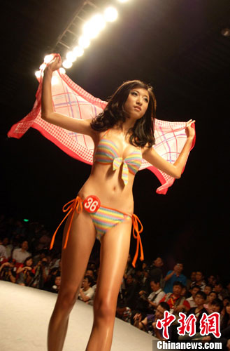 2011����ʮ��Ӿװģ���ܾ������ſ�����2��