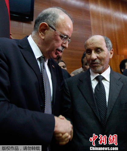 �����ǡ�ȫ������ίԱ�ᡱѡ����ִί����ϯ��3��