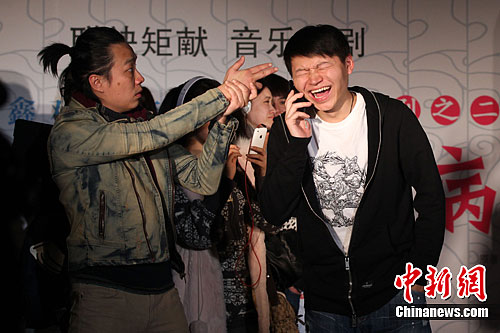 �������������ӹ������ϲ�硶��Ҷ��в�����4��