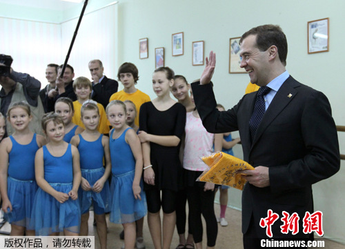 ����ͳ÷��Τ�ܷ�������깬��С�����ǹ����赸��