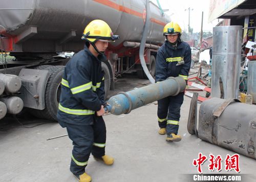 �Ĵ��Թ��纸��ҵ�����޳���ը��9�����ˣ�3��