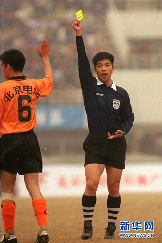 �й����������ʷ�еġ��ڰ�ʱ�̡�