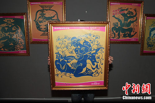 剪纸性文化艺术品展现别样剪纸性趣