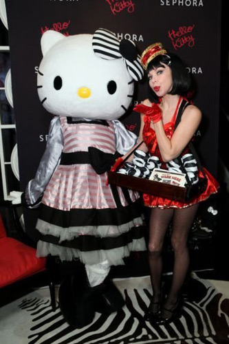 ͼ:��סȫ����Ů����HelloKitty�����׷���11��