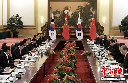 �������뺫����ͳ���������л�̸